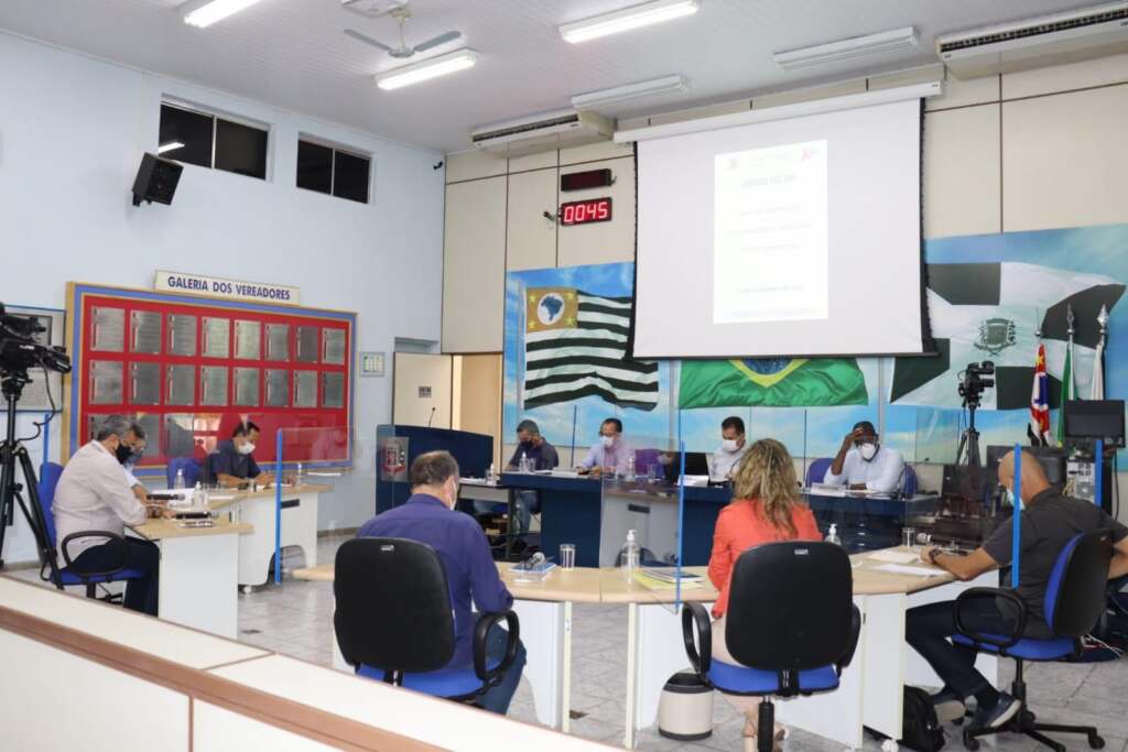 camara-aprova-anistia-de-issqn-do-transporte-escolar-em-nova-odessa-jno