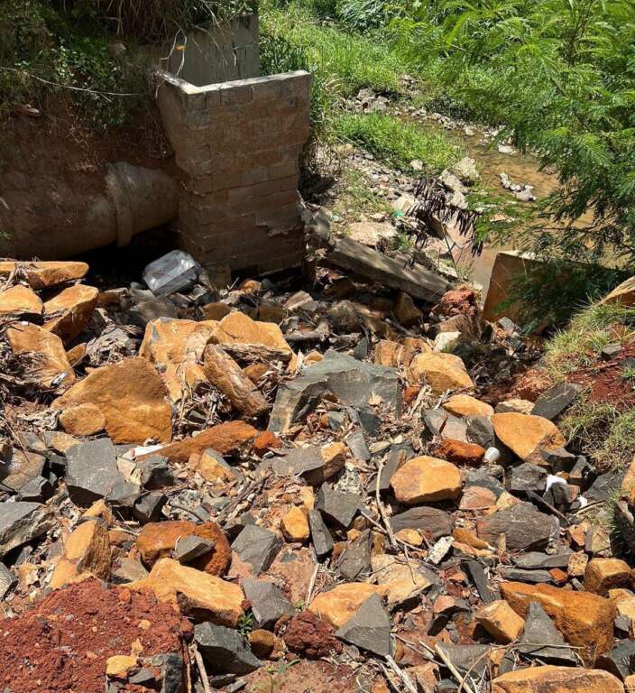 chuvas-agravam-ainda-mais-situacao-de-ponte-milionaria-jno