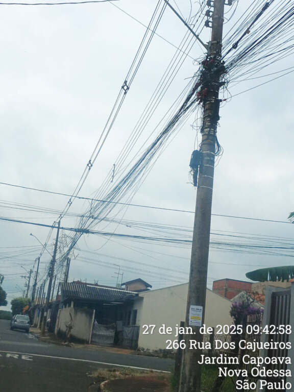 secretaria-de-obras-notifica-cpfl-a-promover-a-faxina-de-cabos-mortos-em-postes-da-cidade-jno