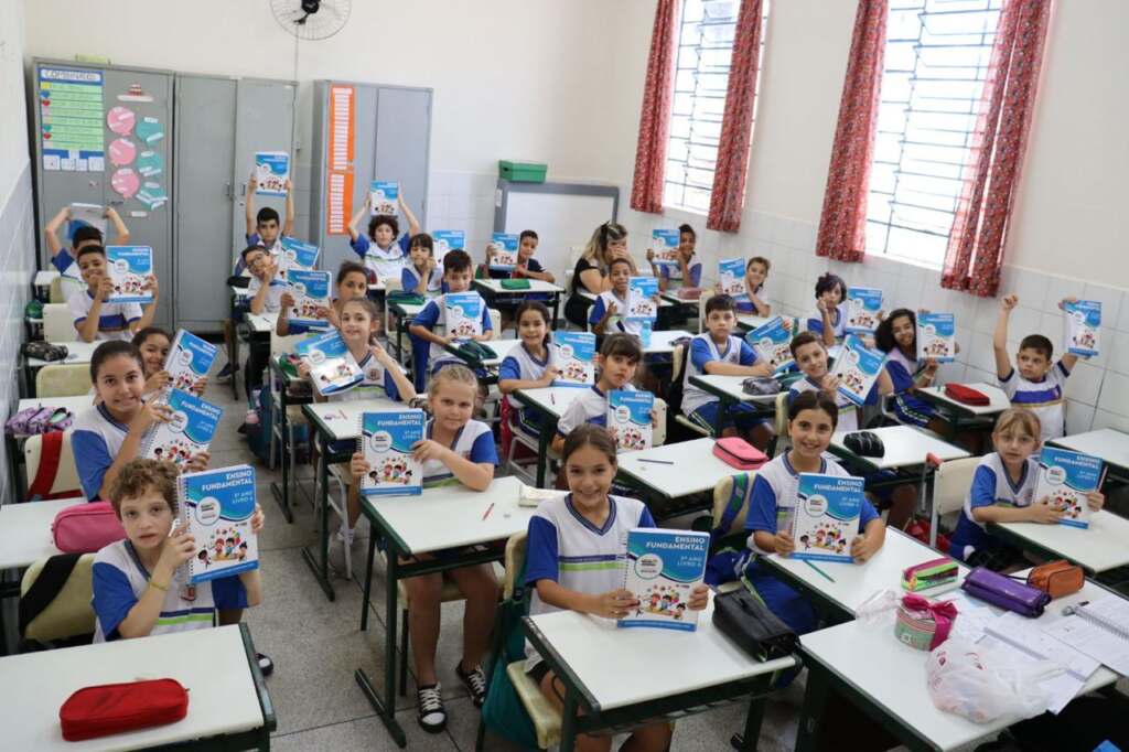 rede-municipal-eleva-indice-de-fluencia-leitora-em-2024-e-ganha-selo-ouro-do-mec-jno
