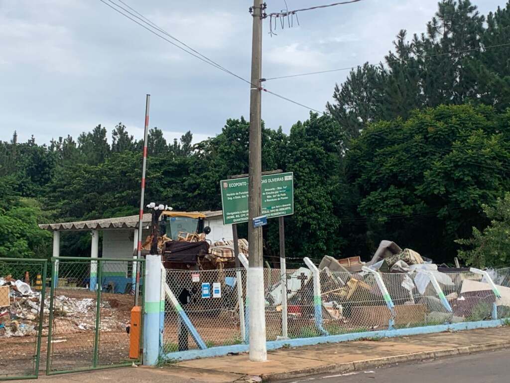 apos-contratacao-questionada-pelo-tce-leitinho-alega-falta-de-dinheiro-para-construir-novos-ecopontos-jno