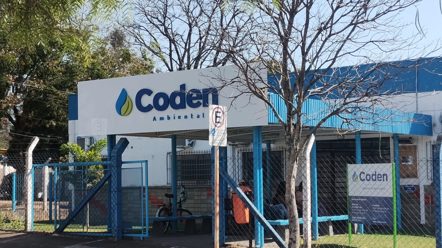 coden-faz-cobranca-indevida-de-r-11-mil-corta-agua-de-moradora-e-justica-manda-reativar-servico-jno